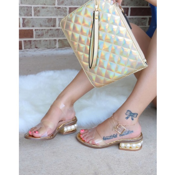 Pearl Sandals 💫 Make An Offer 😊 - Picture 6 of 7